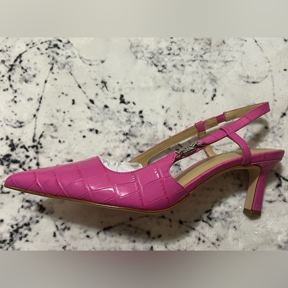 Michael Kors Fuchsia Slingback Heels - Picture 5 of 9